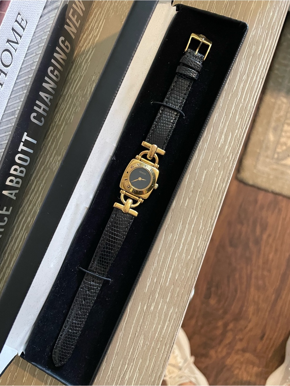 Gucci 6300 gold watch